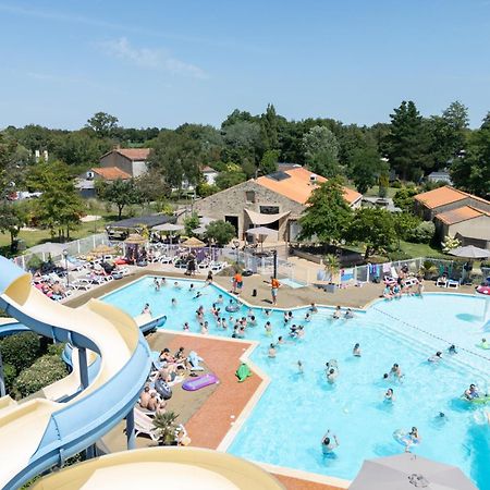 Camping Rcn La Ferme Du Latois Coëx Exterior foto